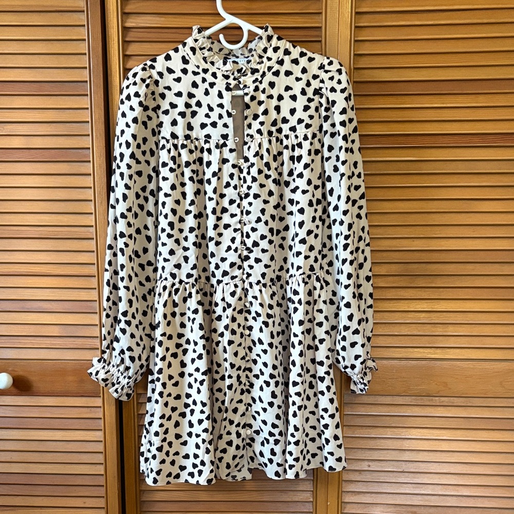Stylish Tan dress with Black hearts